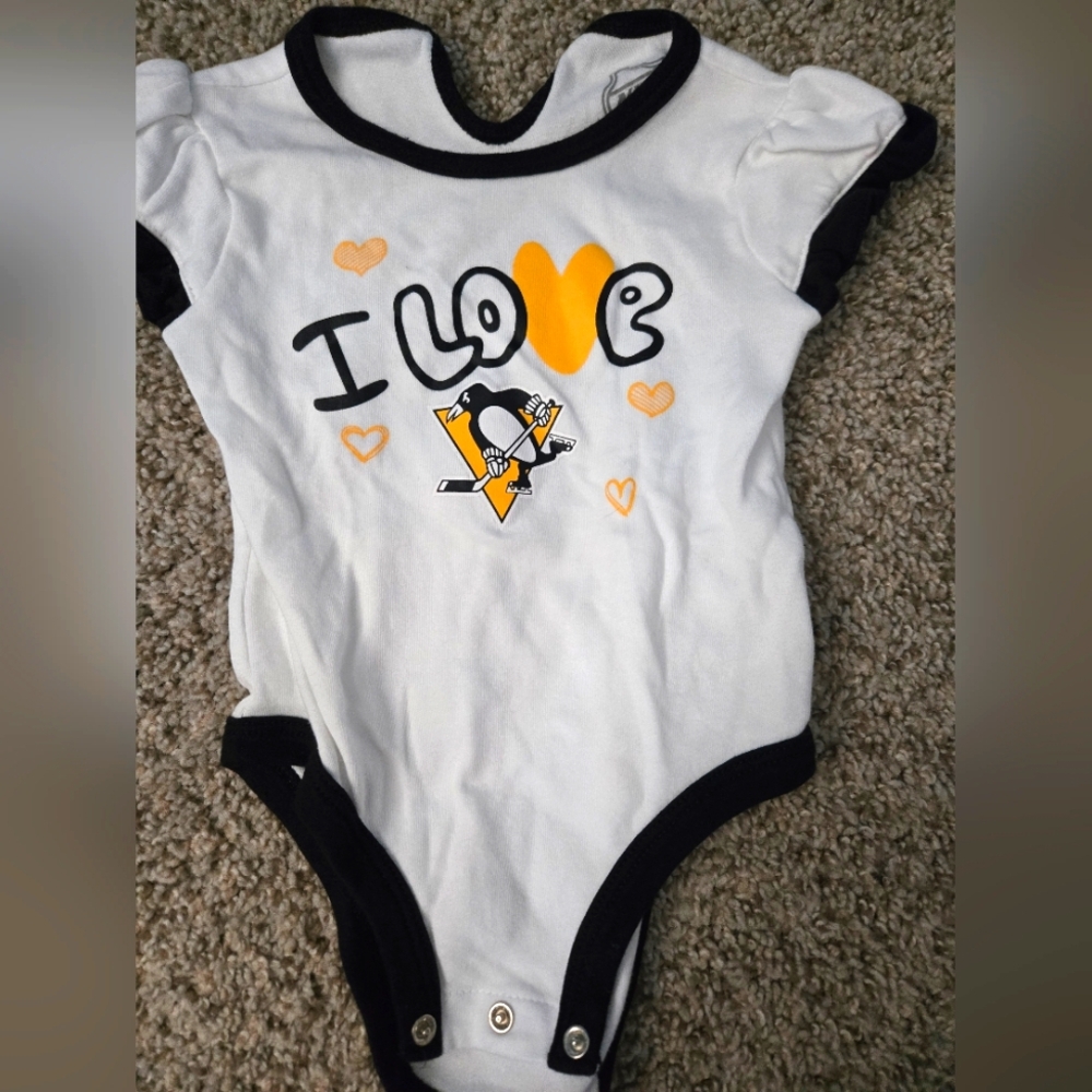 Baby Girl 12 Month Pittsburgh Penguins Onesie